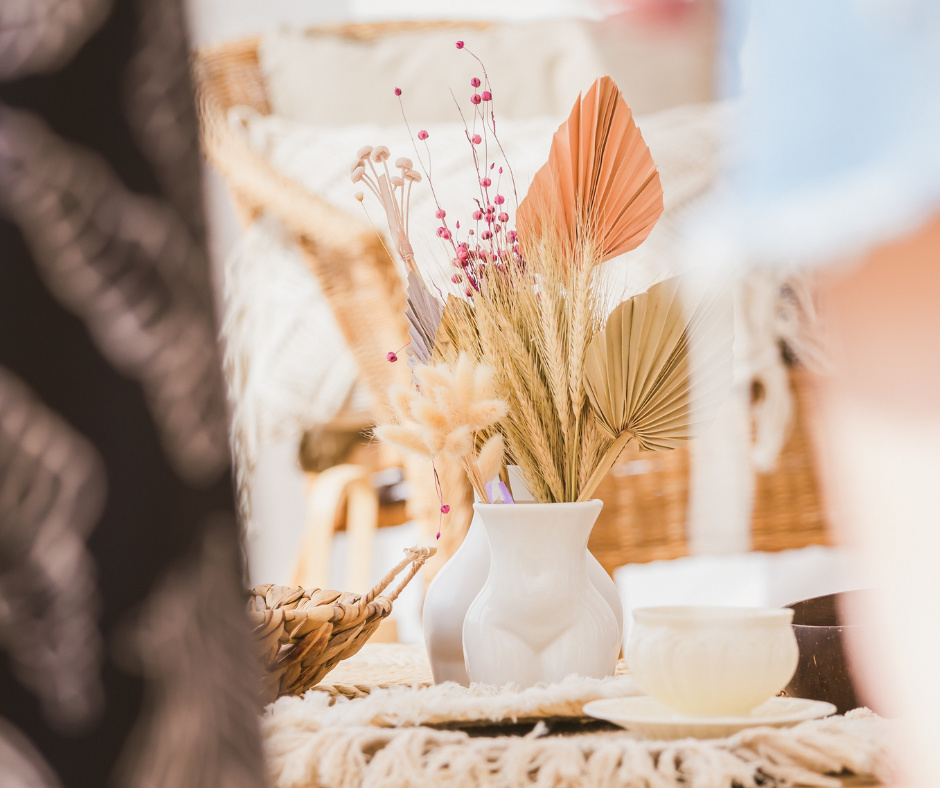 Kwiatowe dekoracje na przyjęcie