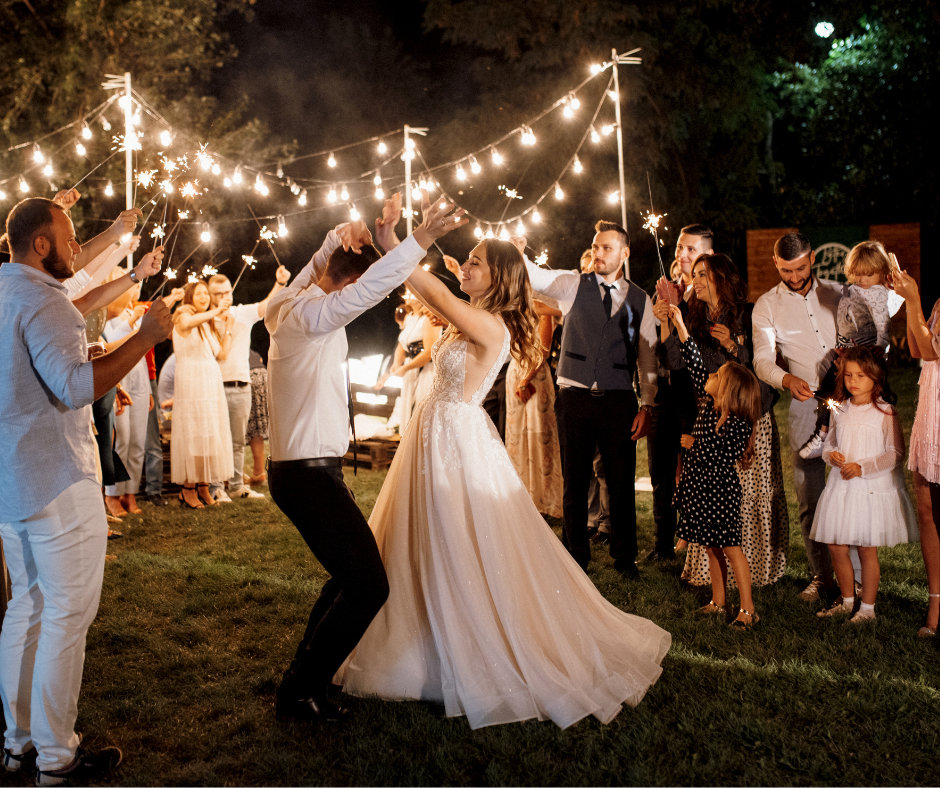 Zabawa na weselu plenerowym