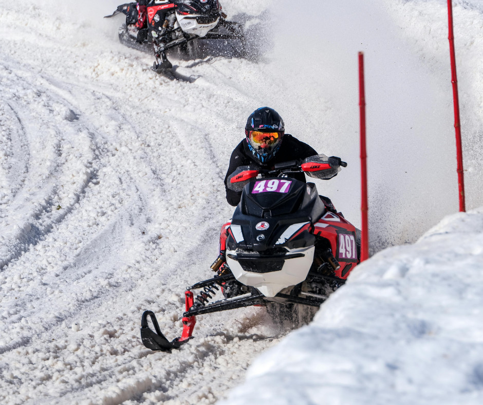  Zawody na skuterach śnieżnych