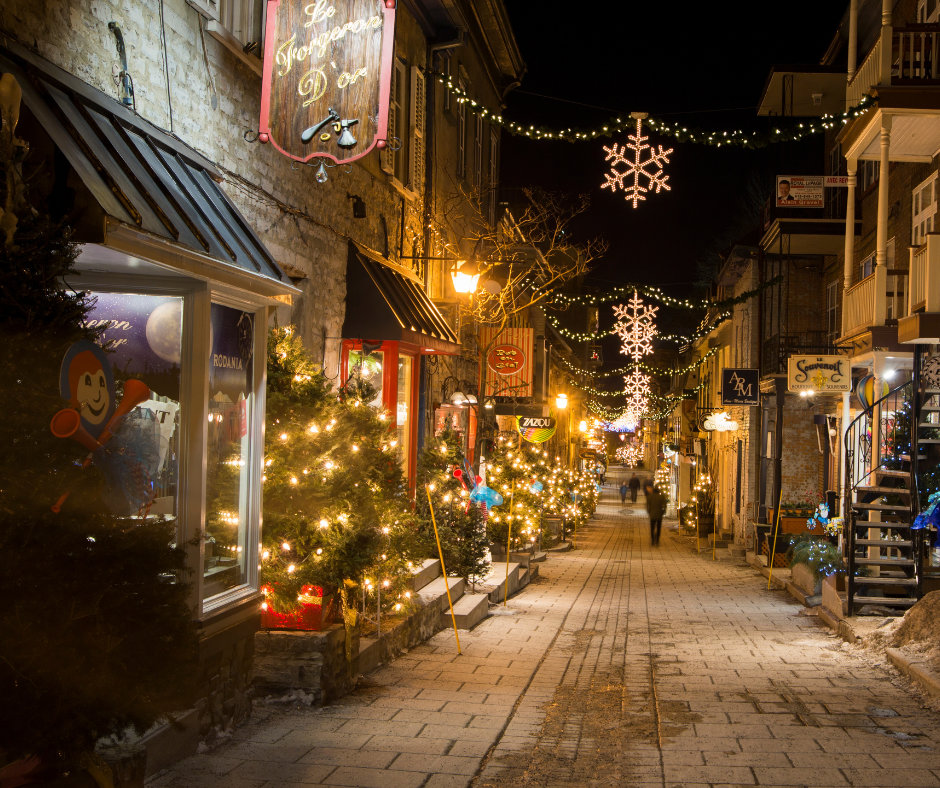  Górski kurort wieczorową porą