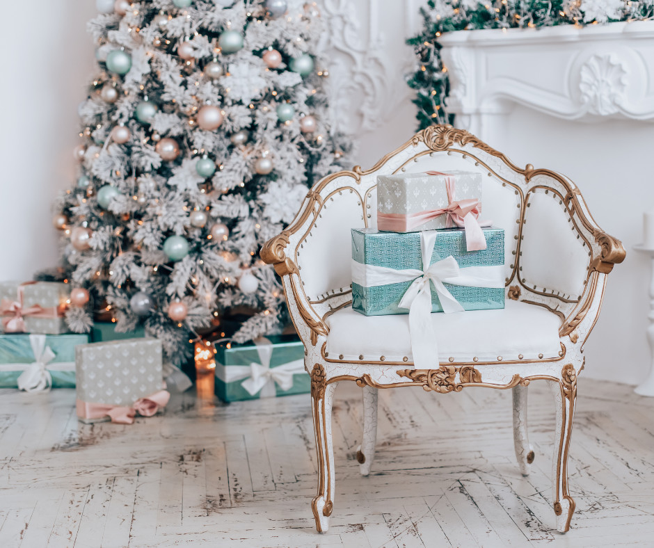 Jasne dekoracje świąteczne